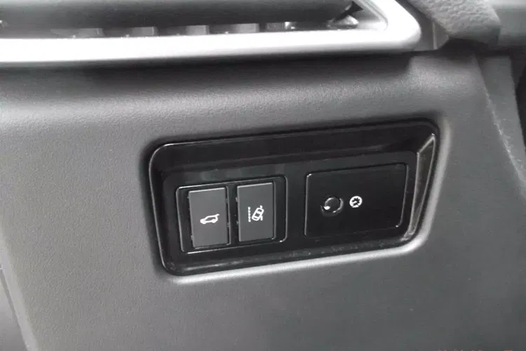 Jaguar f-pace zdjęcie 12