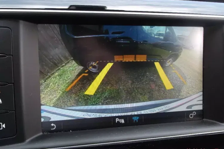 Jaguar f-pace zdjęcie 28