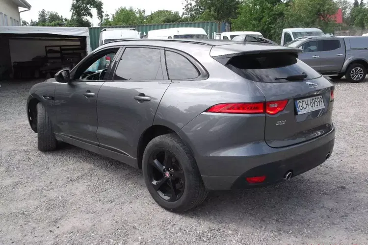 Jaguar f-pace zdjęcie 30