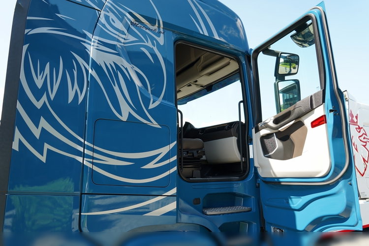 Scania S 500 / RETARDER / KLIMA POSTOJOWA / CAŁA NA PODUSZKACH / OPONY 100% / ALUFELGI / BOGATE WYPOSAŻENIE / SPROWADZONA / PO KONTRAKCIE SERWISOWYM zdjęcie 38