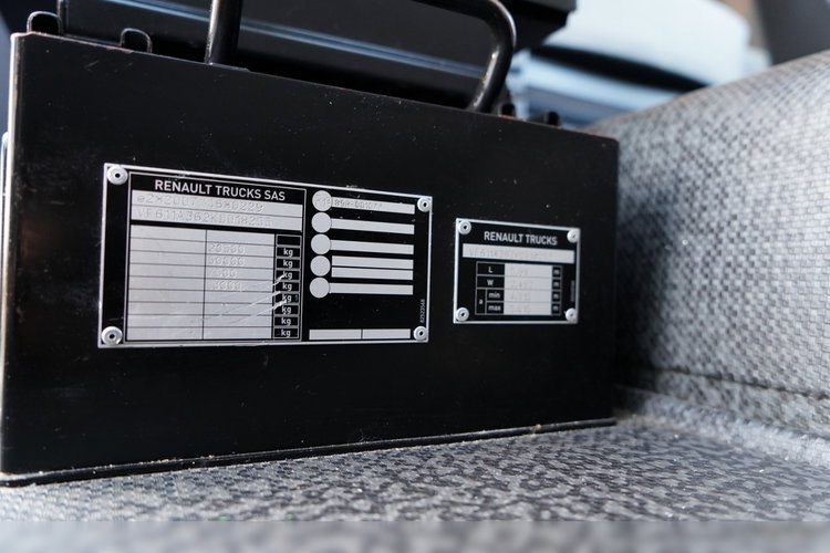 Renault T 440 / NISKA KABINA / ALUFELGI / SPROWADZONY / PO KONTRAKCIE SERWISOWYM zdjęcie 36