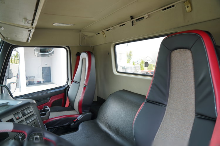 Volvo FMX 410 / 8x4 / GRUSZKA 9m3 / BETONOMIESZARKA / LIEBHERR / ALUFELGI / EURO 6 zdjęcie 27