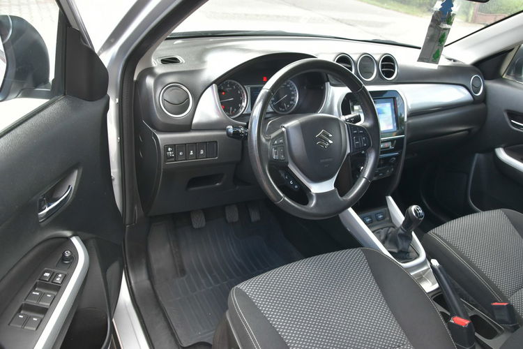 Suzuki Vitara 1.6 120KM 2015r. Polski SALON Iwł. Kamera LED Climatronic zdjęcie 14