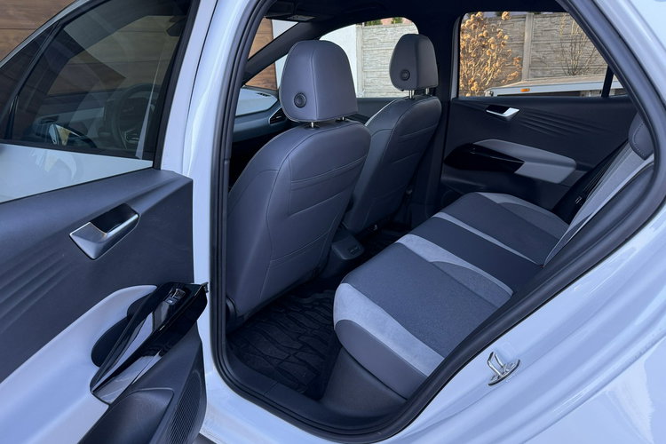 Volkswagen ID.3 model21r. 58kWh 204KM Pro Performance masaże panorama head up hak rowe zdjęcie 17