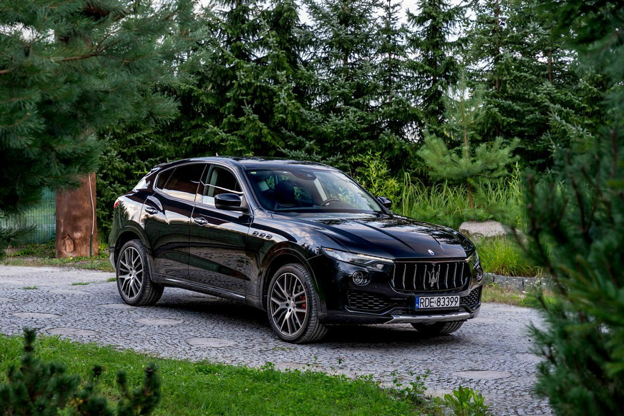 Maserati Levante Q4 GranSport / 3.0 V6 / 4x4 / Bezwypadkowy / Serwis ASO / Faktura zdjęcie 