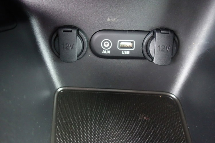 Cee'd Kia Ceed 2018 1.6 benzyna 135km navi kamera przebieg 83tys zdjęcie 13