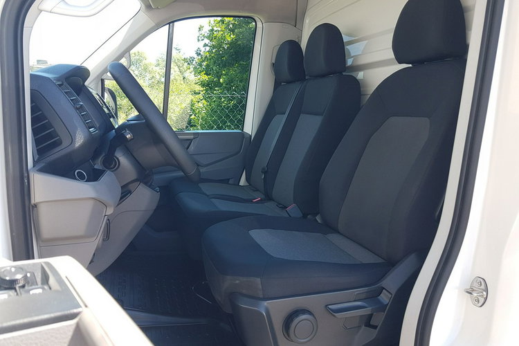 MAN TGE VW CRAFTER 8 EP KONTENER 4.10x2.15x2.32 KLIMA 2.0 TDI KRAJOWY DMC 3500 zdjęcie 7