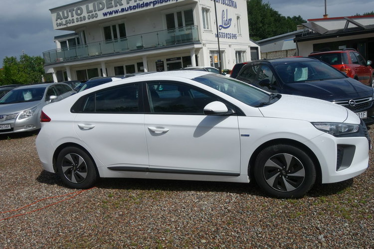 IONIQ Hyundai Ioniq Hybryda zdjęcie 2