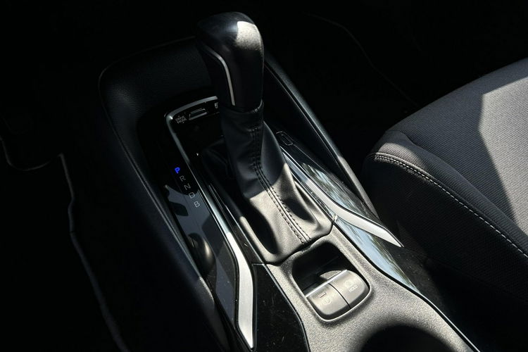 Toyota Corolla 1.8 Hybrid COMFORT, salon Polska, gwarancja, FV23% zdjęcie 22