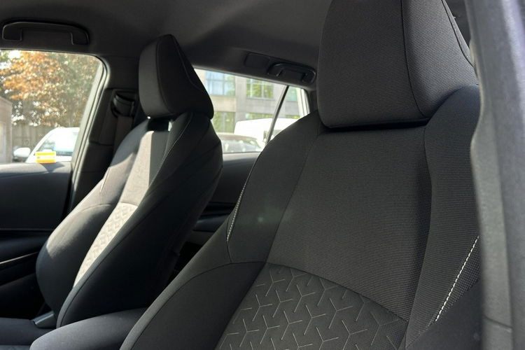 Toyota Corolla 1.8 Hybrid COMFORT, salon Polska, gwarancja, FV23% zdjęcie 28