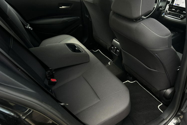 Toyota Corolla 1.8 Hybrid COMFORT TECH, salon Polska, gwarancja, FV23% zdjęcie 12