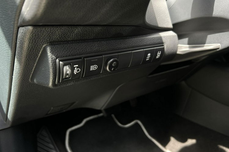 Toyota Corolla 1.8 Hybrid COMFORT TECH, salon Polska, gwarancja, FV23% zdjęcie 16