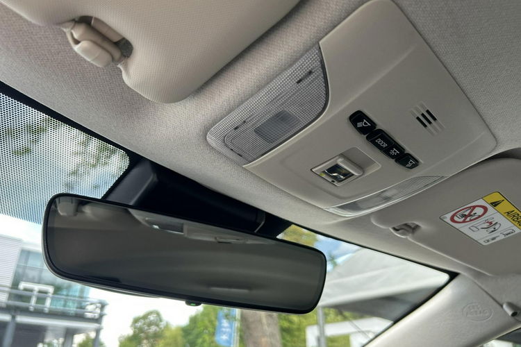 Toyota Corolla 1.8 Hybrid COMFORT TECH, salon Polska, gwarancja, FV23% zdjęcie 31