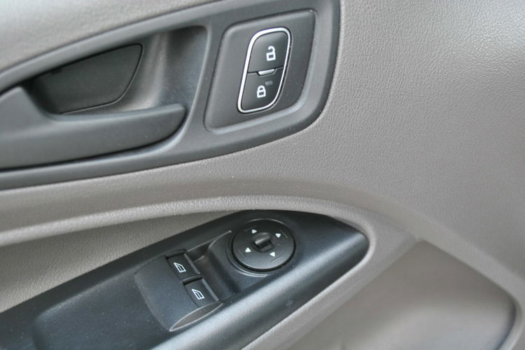 Transit Connect Kombi Trend 230L2 1, 5 EcoBlue 120KM ASO Ford Gwarancja Ford Używane zdjęcie 18