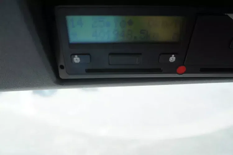 MAN TGS 35.420 8×2 / Rama 6, 5 m / 3 osie skrętne zdjęcie 10