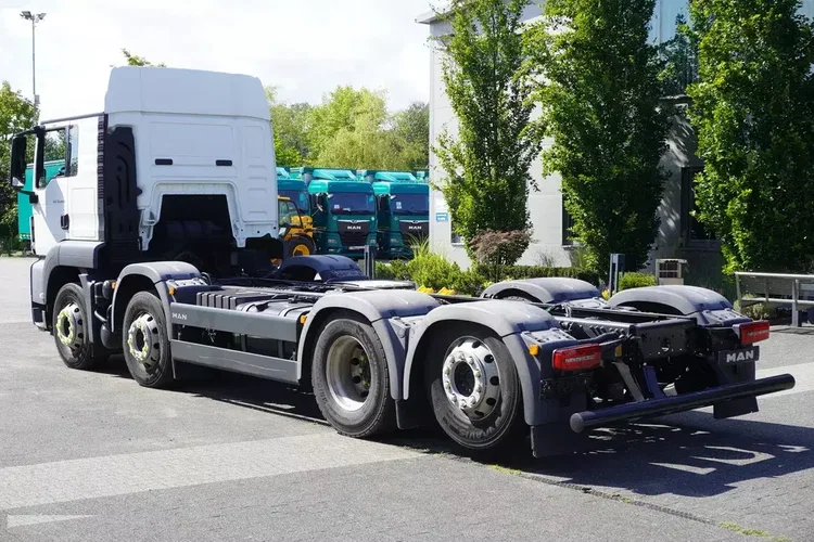 MAN TGS 35.420 8×2 / Rama 6, 5 m / 3 osie skrętne zdjęcie 2