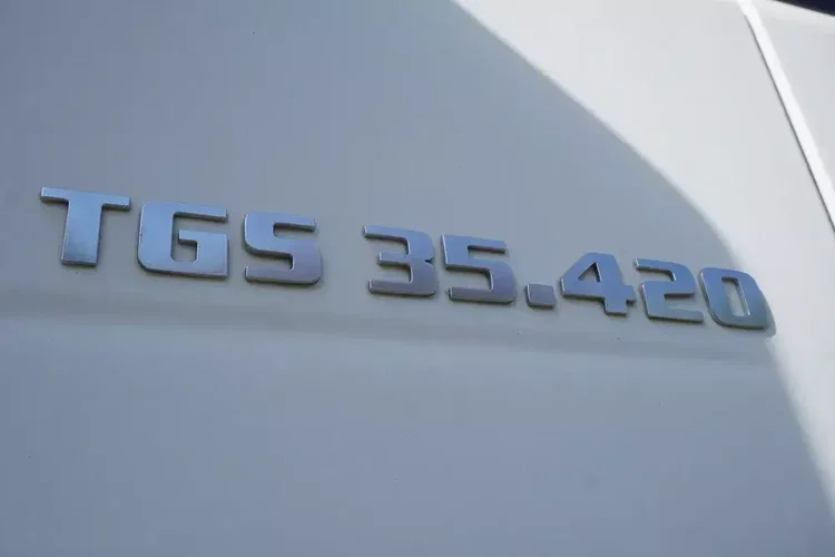 MAN TGS 35.420 8×2 / Rama 6, 5 m / 3 osie skrętne zdjęcie 7