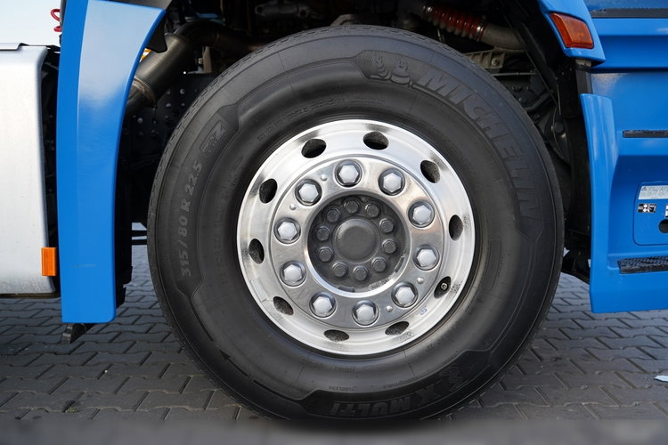 Mercedes ACTROS 1843 / PEŁNY ADR / ALUFELGI / EURO 6 / PO KONTRAKCIE SERWISOWYM / SPROWADZONY zdjęcie 19