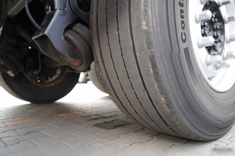 Krone FIRANKA / STANDARD / OŚ PODNOSZONA / OSIE / 2018 ROK zdjęcie 25