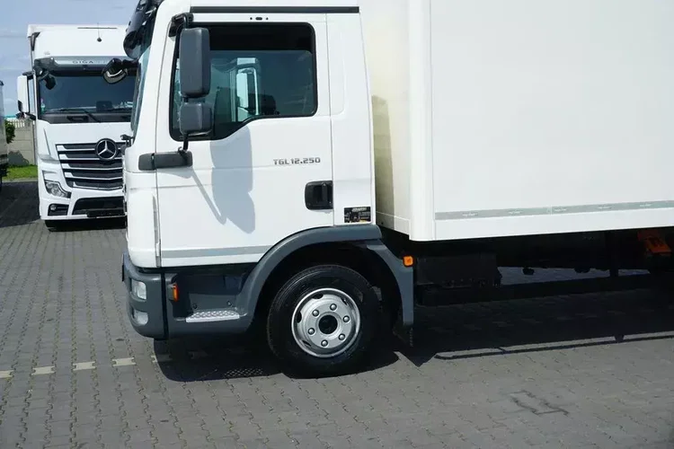 MAN TGL / 12.250 / / KONTENER + WINDA / 14 PALET / ŁAD. 5900 KG zdjęcie 25