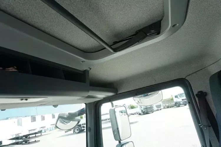 MAN TGL / 12.250 / / KONTENER + WINDA / 14 PALET / ŁAD. 5900 KG zdjęcie 37