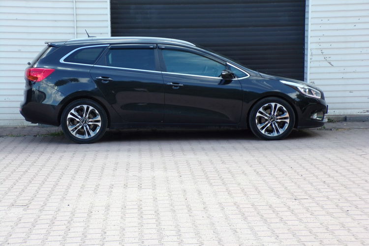 Kia Cee'd Bi Xenon /Solardach /Navi /1.6 /128KM /2014 zdjęcie 12