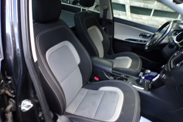 Kia Cee'd Bi Xenon /Solardach /Navi /1.6 /128KM /2014 zdjęcie 27