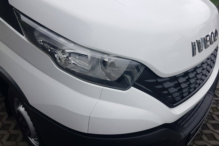 Iveco Daily KONTENER NISKOPODŁOGOWY 4.43x2.23x2.42 SKLEP BAR FOODTRUCK KAMPER AC zdjęcie 37