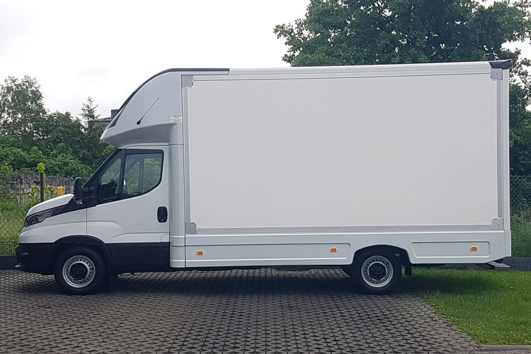 Iveco Daily KONTENER NISKOPODŁOGOWY 4.43x2.23x2.42 SKLEP BAR FOODTRUCK KAMPER AC zdjęcie 11