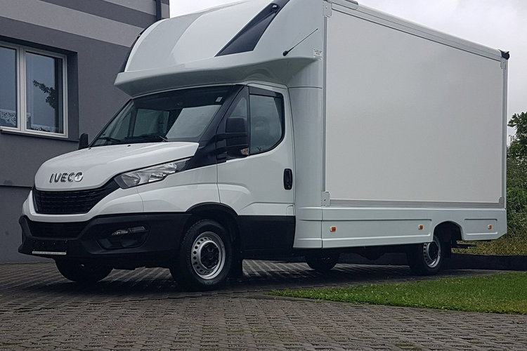 Iveco Daily KONTENER NISKOPODŁOGOWY 4.43x2.23x2.42 SKLEP BAR FOODTRUCK KAMPER AC zdjęcie 40