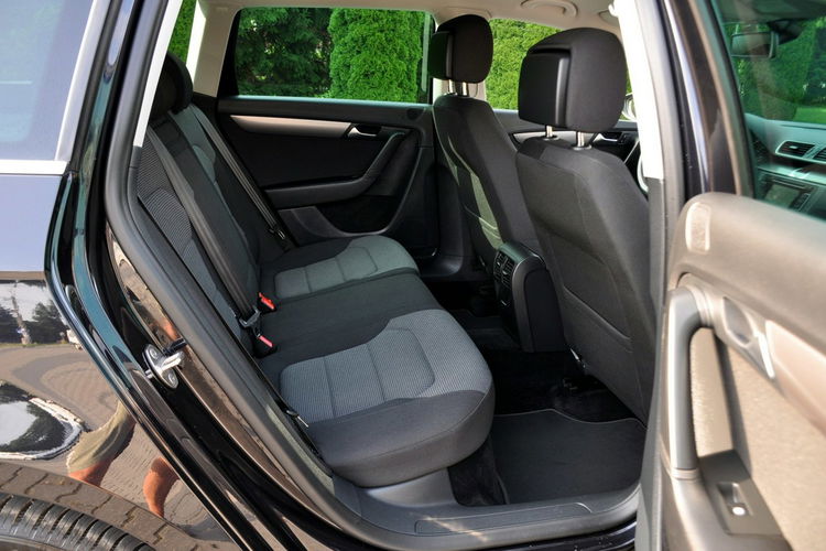 Volkswagen Passat 2.0TDI(140KM) Duża Navi Klimatronik El.Fotel Welur Reling Alu16"ASO VW zdjęcie 19