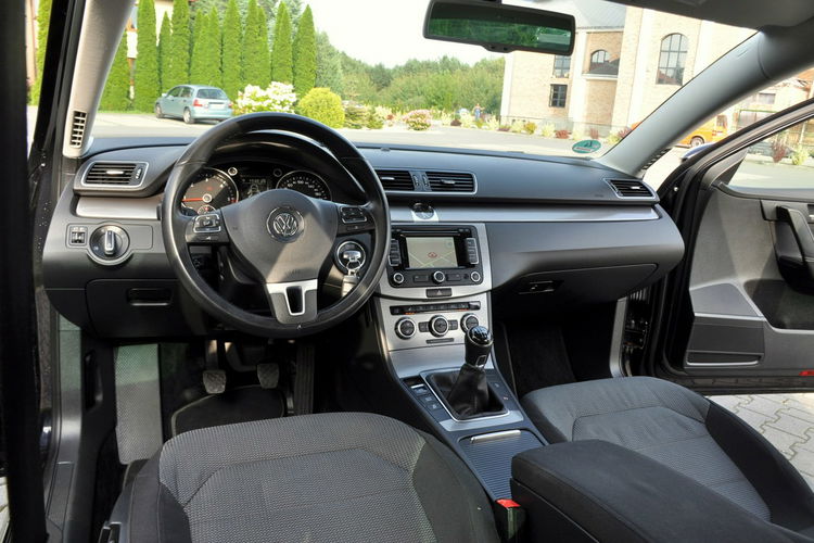 Volkswagen Passat 2.0TDI(140KM) Duża Navi Klimatronik El.Fotel Welur Reling Alu16"ASO VW zdjęcie 29