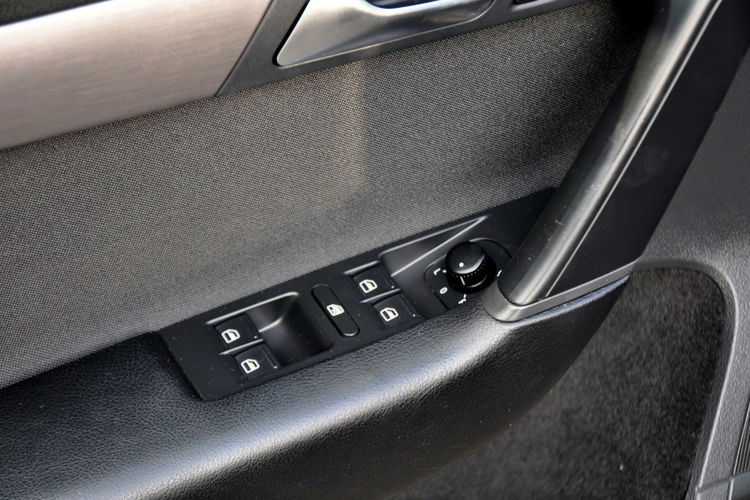 Volkswagen Passat 2.0TDI(140KM) Duża Navi Klimatronik El.Fotel Welur Reling Alu16"ASO VW zdjęcie 38