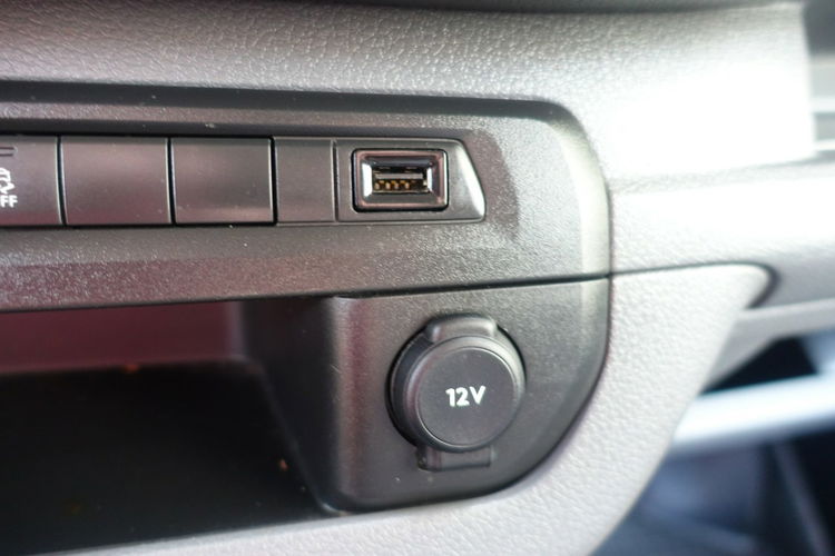 Citroen Jumpy Fv 23% 2.0HDI 180KM Pełny Serwis Navi Automat zdjęcie 30