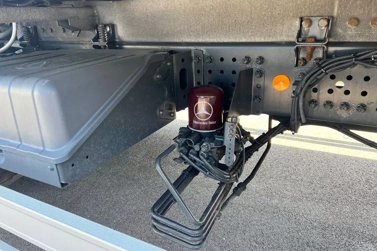 Mercedes ANTOS 1833 CHLODNIA TERMOKING zdjęcie 22