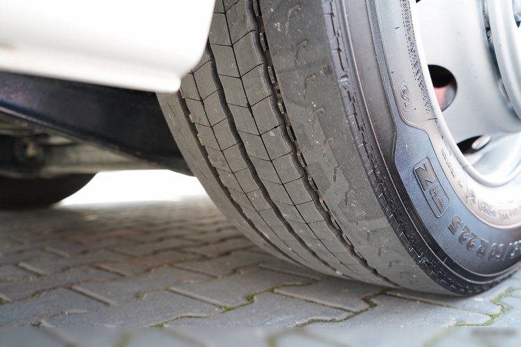 MAN TGX 26.470 / ZESTAW TANDEM 120 M3 / PRZEJAZDOWY / KLIMATYZACJA POSTOJOWA / OŚ PODNOSZONA / PO KONTRAKCIE SERWISOWYM / 2022 / zdjęcie 36