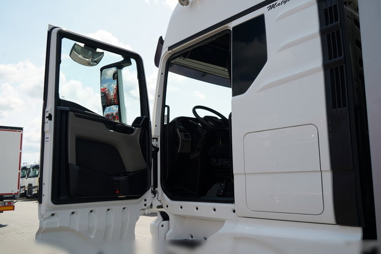 MAN TGX 26.470 / ZESTAW TANDEM 120 M3 / PRZEJAZDOWY / KLIMATYZACJA POSTOJOWA / OŚ PODNOSZONA / PO KONTRAKCIE SERWISOWYM / 2022 / zdjęcie 43