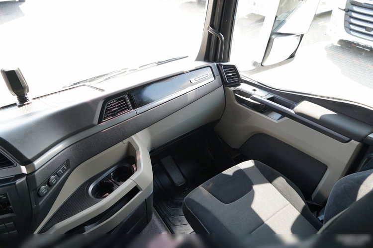 MAN TGX 26.470 / ZESTAW TANDEM 120 M3 / PRZEJAZDOWY / KLIMATYZACJA POSTOJOWA / OŚ PODNOSZONA / PO KONTRAKCIE SERWISOWYM / 2022 / zdjęcie 51