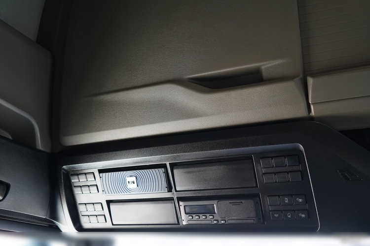 MAN TGX 26.470 / ZESTAW TANDEM 120 M3 / PRZEJAZDOWY / KLIMATYZACJA POSTOJOWA / OŚ PODNOSZONA / PO KONTRAKCIE SERWISOWYM / 2022 / zdjęcie 52