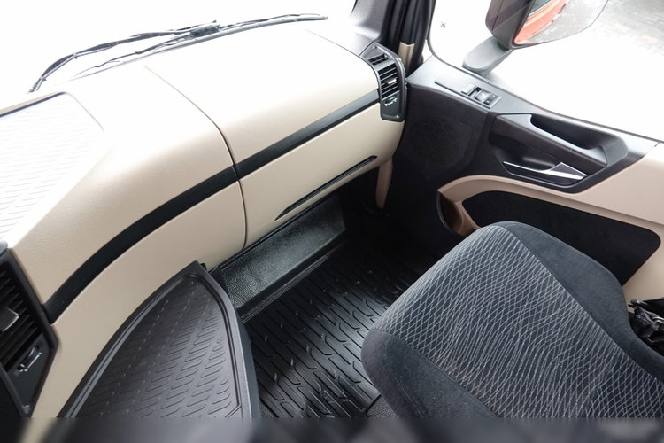 Mercedes -BENZ ACTROS 2548 / ZESTAW TANDEM 120 M3 / PRZEJAZDOWY / KLIMA POSTOJOWA / BIG SPACE / PO ZŁOTYM KONTRAKCIE SERWISOWYM / zdjęcie 36