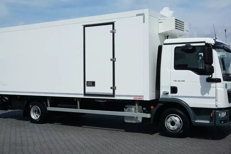 MAN TGL / 12.190 / EURO 6 / CHŁODNIA + WINDA / 16 PALET / ŁAD. 5565 KG zdjęcie 16