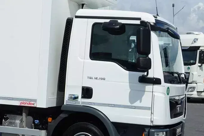 MAN TGL / 12.190 / EURO 6 / CHŁODNIA + WINDA / 16 PALET / ŁAD. 5565 KG zdjęcie 29