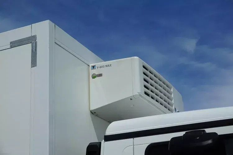 MAN TGL / 12.190 / EURO 6 / CHŁODNIA + WINDA / 16 PALET / ŁAD. 5565 KG zdjęcie 30