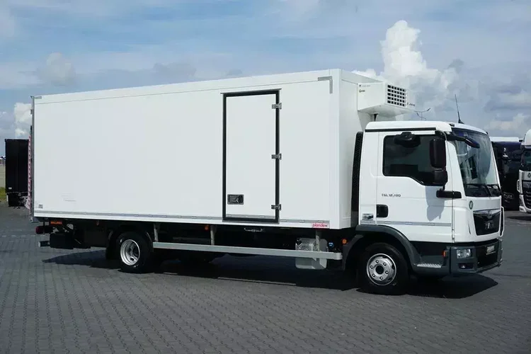 MAN TGL / 12.190 / EURO 6 / CHŁODNIA + WINDA / 16 PALET / ŁAD. 5565 KG zdjęcie 4