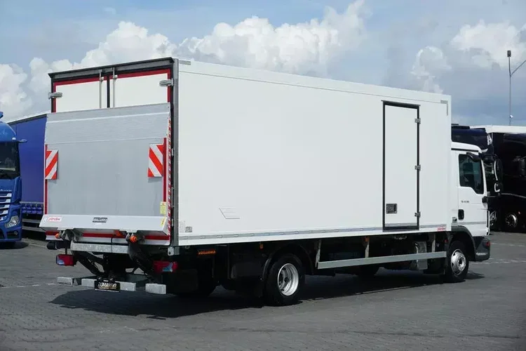 MAN TGL / 12.190 / EURO 6 / CHŁODNIA + WINDA / 16 PALET / ŁAD. 5565 KG zdjęcie 5