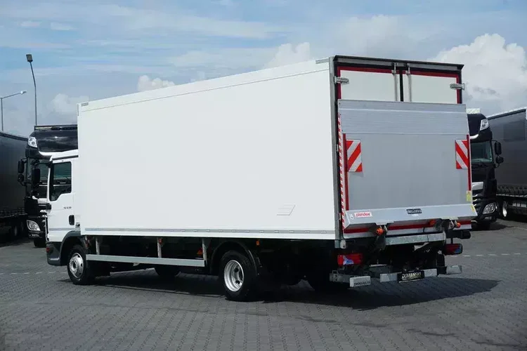 MAN TGL / 12.190 / EURO 6 / CHŁODNIA + WINDA / 16 PALET / ŁAD. 5565 KG zdjęcie 6