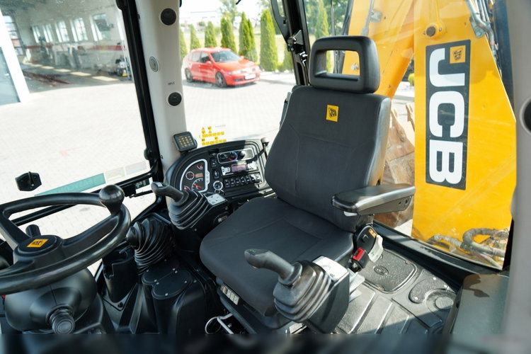 JCB 3CX / KOPARKO-ŁADOWARKA / AUTOMAT / JOYSTICK / TORQUE LOCK / SZYBKOZŁĄCZE HYDRAULICZNE zdjęcie 40