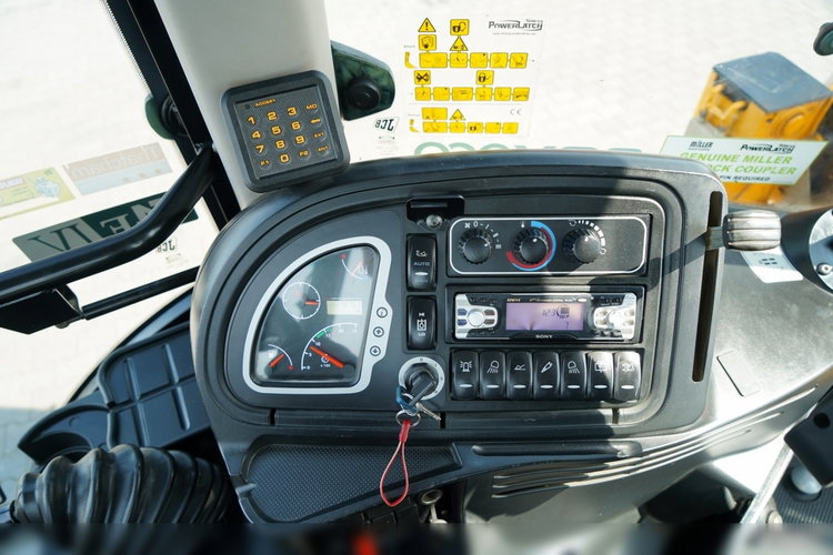 JCB 3CX / KOPARKO-ŁADOWARKA / AUTOMAT / JOYSTICK / TORQUE LOCK / SZYBKOZŁĄCZE HYDRAULICZNE zdjęcie 42