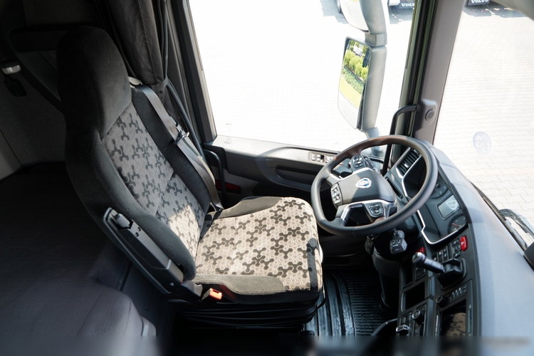 Scania S 500 / RETARDER / CAŁA NA PODUSZKACH / SPROWADZONA / PO KONTRAKCIE SERWISOWYM zdjęcie 29