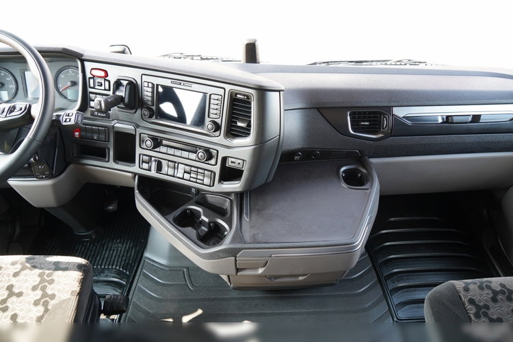 Scania S 500 / RETARDER / CAŁA NA PODUSZKACH / SPROWADZONA / PO KONTRAKCIE SERWISOWYM zdjęcie 33